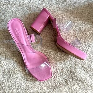 Schutz •‎ Ariella Platform Vinyl Sandal in Club Rose